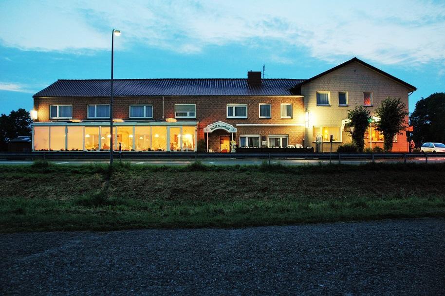 Hotel Meyerhoff Ostrhauderfehn Kültér fotó